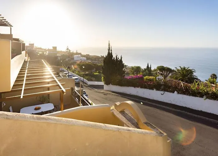 Precioso Apto. Con Vistas Al Mar Y Puesta De Sol *