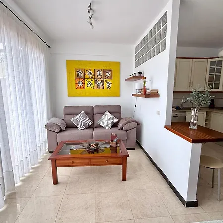 דירה Precioso Apto. Con Vistas Al Mar Y Puesta De Sol טקורונטה